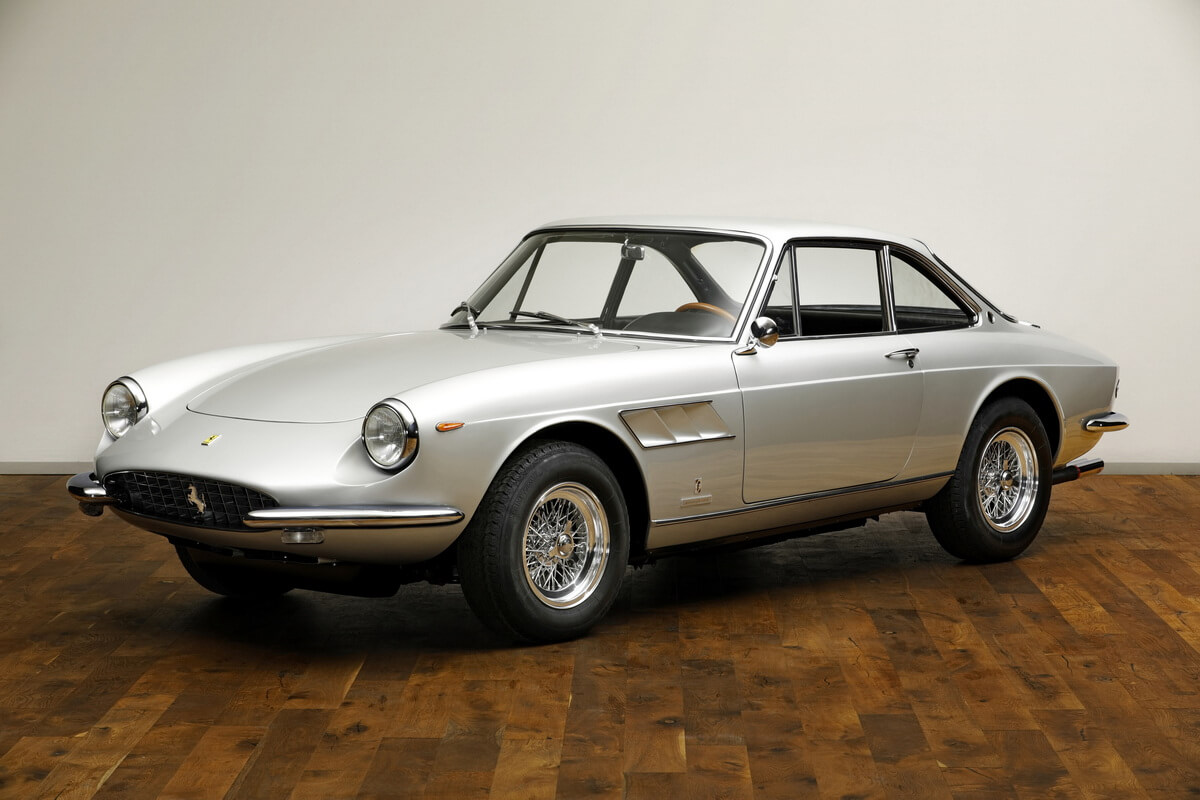 Ferrari_330_GTC_Silber_1